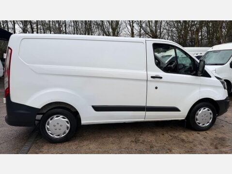 Ford Transit Custom 2.2 TDCi 270 ECOnetic L1 H1 5dr 9