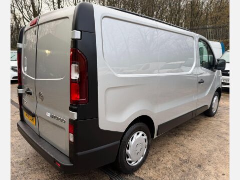 Vauxhall Vivaro 1.6 CDTi 2700 BiTurbo ecoFLEX Panel Van 5dr Diesel Manual L1 H1 Euro 6 (s/s 12