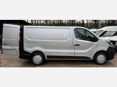 Vauxhall Vivaro 1.6 CDTi 2700 BiTurbo ecoFLEX Panel Van 5dr Diesel Manual L1 H1 Euro 6 (s/s 9