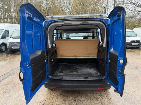 Vauxhall Combo 1.3 CDTi 2300 16v Panel Van 6dr Diesel Manual FWD L2 H1 (136 g/km, 89 bhp) 19