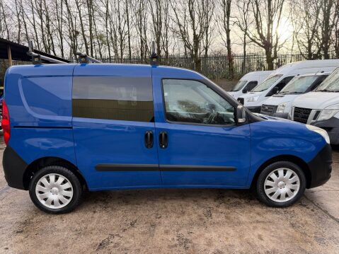Vauxhall Combo 1.3 CDTi 2300 16v Panel Van 6dr Diesel Manual FWD L2 H1 (136 g/km, 89 bhp) 9