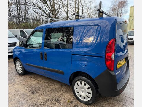 Vauxhall Combo 1.3 CDTi 2300 16v Panel Van 6dr Diesel Manual FWD L2 H1 (136 g/km, 89 bhp) 22