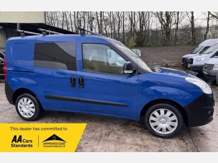 Vauxhall Combo 1.3 CDTi 2300 16v Panel Van 6dr Diesel Manual FWD L2 H1 (136 g/km, 89 bhp)