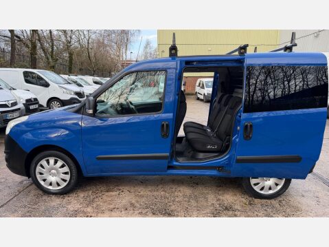 Vauxhall Combo 1.3 CDTi 2300 16v Panel Van 6dr Diesel Manual FWD L2 H1 (136 g/km, 89 bhp) 26