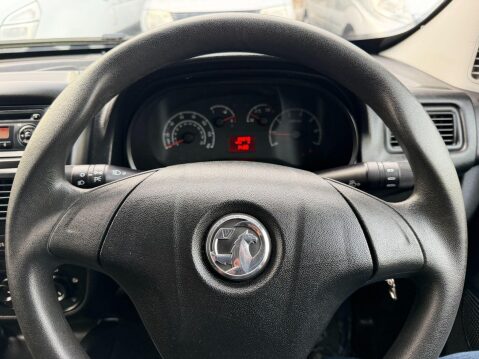 Vauxhall Combo 1.3 CDTi 2300 16v Panel Van 6dr Diesel Manual FWD L2 H1 (136 g/km, 89 bhp) 36