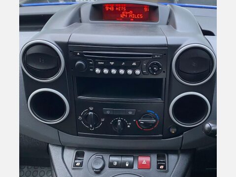 Peugeot Partner 1.6 BlueHDi 744 S Combi Van 6dr Diesel Manual L2 (113 g/km, 97.64 bhp) 43