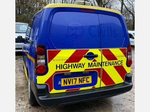 Peugeot Partner 1.6 BlueHDi 744 S Combi Van 6dr Diesel Manual L2 (113 g/km, 97.64 bhp) 19