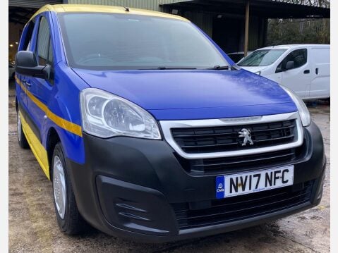 Peugeot Partner 1.6 BlueHDi 744 S Combi Van 6dr Diesel Manual L2 (113 g/km, 97.64 bhp) 4