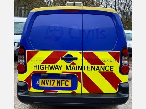 Peugeot Partner 1.6 BlueHDi 744 S Combi Van 6dr Diesel Manual L2 (113 g/km, 97.64 bhp) 15