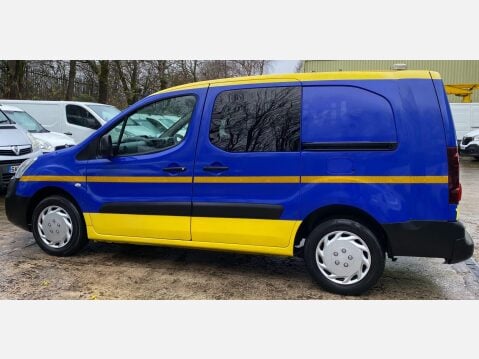 Peugeot Partner 1.6 BlueHDi 744 S Combi Van 6dr Diesel Manual L2 (113 g/km, 97.64 bhp) 22