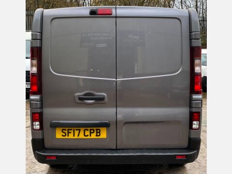 Renault Trafic 1.6 dCi 29 Sport Nav Panel Van 5dr Diesel Manual LWB Standard Roof Euro 6 ( 15