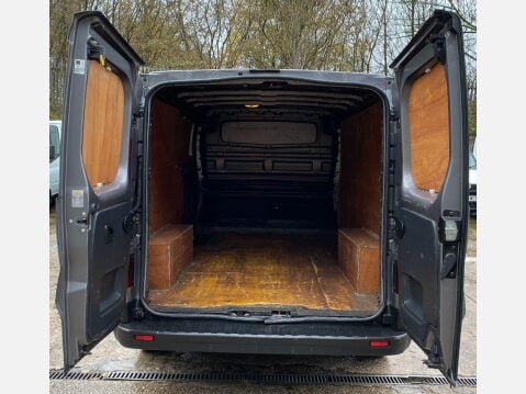 Renault Trafic 1.6 dCi 29 Sport Nav Panel Van 5dr Diesel Manual LWB Standard Roof Euro 6 ( 16