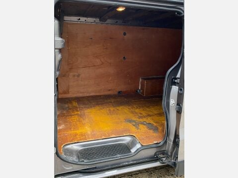 Renault Trafic 1.6 dCi 29 Sport Nav Panel Van 5dr Diesel Manual LWB Standard Roof Euro 6 ( 24