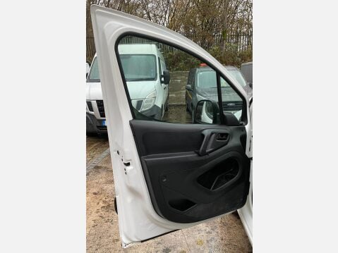 Peugeot Partner 1.6 BlueHDi 744 S Crew Van 6dr Diesel Manual L2 (113 g/km, 100 bhp) 45