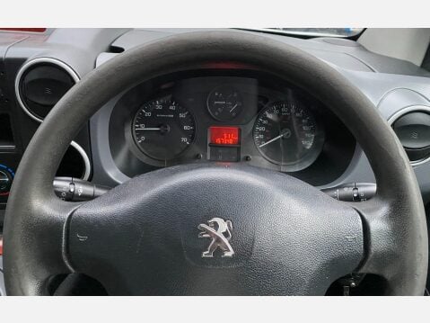 Peugeot Partner 1.6 BlueHDi 744 S Crew Van 6dr Diesel Manual L2 (113 g/km, 100 bhp) 37