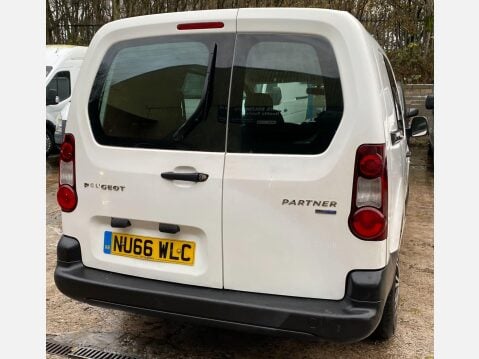 Peugeot Partner 1.6 BlueHDi 744 S Crew Van 6dr Diesel Manual L2 (113 g/km, 100 bhp) 15