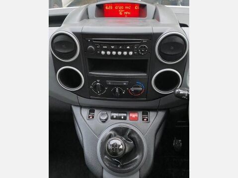 Peugeot Partner 1.6 BlueHDi 744 S Crew Van 6dr Diesel Manual L2 (113 g/km, 100 bhp) 42