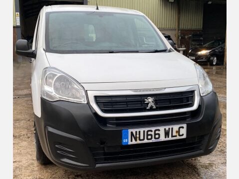 Peugeot Partner 1.6 BlueHDi 744 S Crew Van 6dr Diesel Manual L2 (113 g/km, 100 bhp) 5