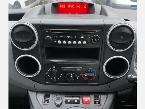 Peugeot Partner 1.6 BlueHDi 744 S Crew Van 6dr Diesel Manual L2 (113 g/km, 100 bhp) 43