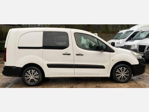 Peugeot Partner 1.6 BlueHDi 744 S Crew Van 6dr Diesel Manual L2 (113 g/km, 100 bhp) 9