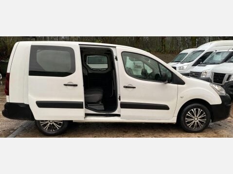 Peugeot Partner 1.6 BlueHDi 744 S Crew Van 6dr Diesel Manual L2 (113 g/km, 100 bhp) 10
