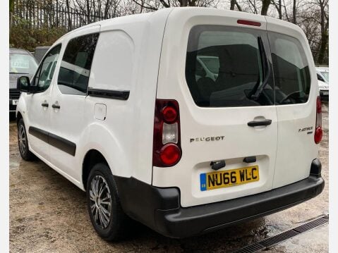 Peugeot Partner 1.6 BlueHDi 744 S Crew Van 6dr Diesel Manual L2 (113 g/km, 100 bhp) 20