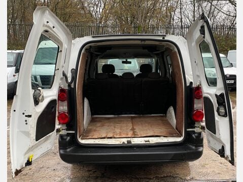 Peugeot Partner 1.6 BlueHDi 744 S Crew Van 6dr Diesel Manual L2 (113 g/km, 100 bhp) 17