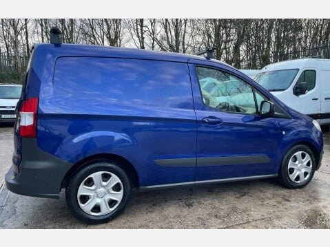 Ford Transit Courier 1.5 TDCi Trend L1 Euro 5 5dr 8