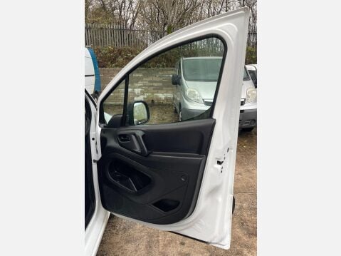 Citroen Berlingo 1.6 HDi 625 LX Panel Van 5dr Diesel Manual L1 (Euro 5) (75 bhp) 21