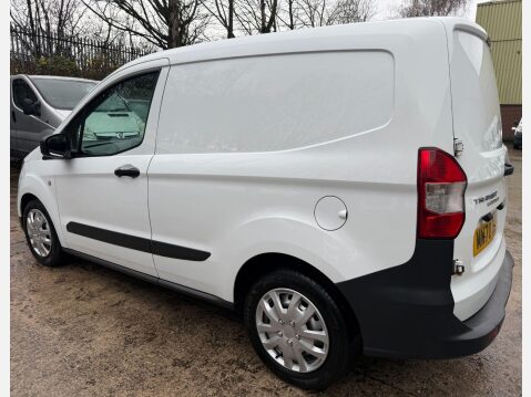 Ford Transit Courier 1.5 TDCi Panel Van 5dr Diesel Manual L1 Euro 6 (s/s) (SLD) (75 ps) 19