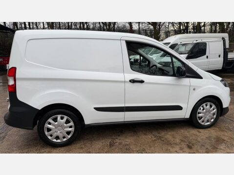 Ford Transit Courier 1.5 TDCi Panel Van 5dr Diesel Manual L1 Euro 6 (s/s) (SLD) (75 ps) 9