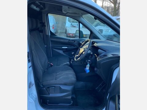 Ford Transit Connect 1.6 TDCi 200 Trend Panel Van 4dr Diesel Manual L1 H1 (124 g/km, 74 bhp) 33