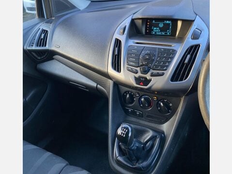 Ford Transit Connect 1.6 TDCi 200 Trend Panel Van 4dr Diesel Manual L1 H1 (124 g/km, 74 bhp) 42