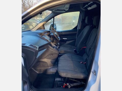 Ford Transit Connect 1.6 TDCi 200 Trend Panel Van 4dr Diesel Manual L1 H1 (124 g/km, 74 bhp) 44