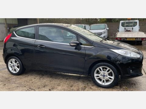 Ford Fiesta 1.25 Zetec Hatchback 3dr Petrol Manual Euro 5 (82 ps) 6