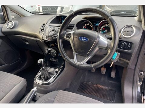 Ford Fiesta 1.25 Zetec Hatchback 3dr Petrol Manual Euro 5 (82 ps) 26