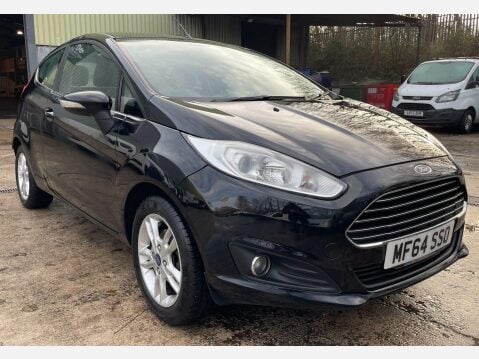 Ford Fiesta 1.25 Zetec Hatchback 3dr Petrol Manual Euro 5 (82 ps) 4