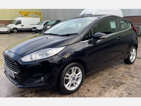 Ford Fiesta 1.25 Zetec Hatchback 3dr Petrol Manual Euro 5 (82 ps) 19