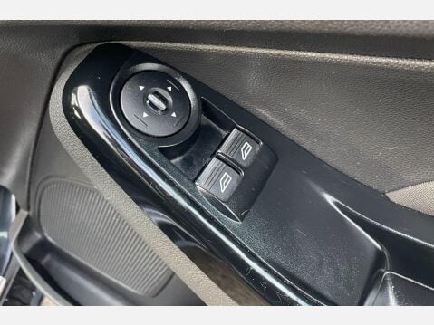 Ford Fiesta 1.25 Zetec Hatchback 3dr Petrol Manual Euro 5 (82 ps) 22