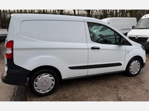Ford Transit Courier 1.5 TDCi Panel Van 5dr Diesel Manual L1 Euro 6 (75 ps) 9
