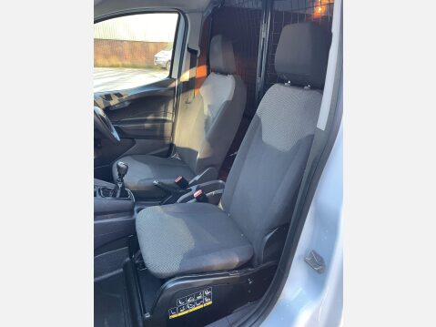 Ford Transit Courier 1.5 TDCi L1 Euro 6 5dr 32