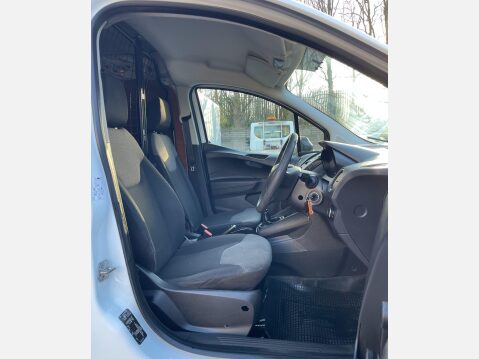 Ford Transit Courier 1.5 TDCi L1 Euro 6 5dr 21