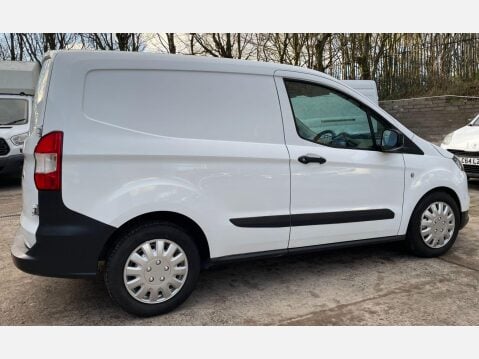 Ford Transit Courier 1.5 TDCi Panel Van 5dr Diesel Manual L1 Euro 6 (s/s) (75 ps) 8