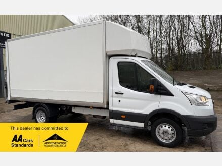 Ford Transit 2.2 TDCi 350 One-Stop Luton 3dr Diesel Manual RWD L4 Euro 5 (125 ps)