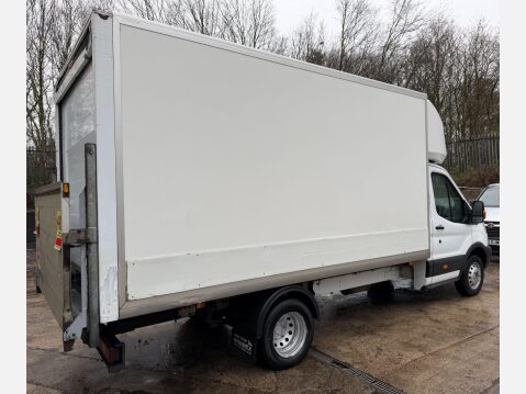 Ford Transit 2.2 TDCi 350 One-Stop Luton 3dr Diesel Manual RWD L4 Euro 5 (125 ps) 11