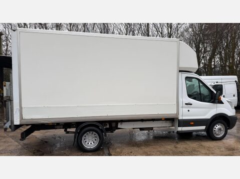 Ford Transit 2.2 TDCi 350 One-Stop Luton 3dr Diesel Manual RWD L4 Euro 5 (125 ps) 9