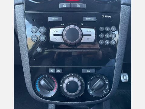 Vauxhall Corsa 1.2 16V SXi Euro 5 3dr (A/C) 30