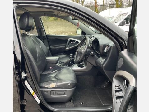 Toyota Rav4 2.2 D-4D XT5 SUV 5dr Diesel Manual 4WD (177 g/km, 134 bhp) 21