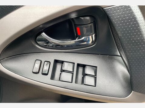 Toyota Rav4 2.2 D-4D XT5 SUV 5dr Diesel Manual 4WD (177 g/km, 134 bhp) 20