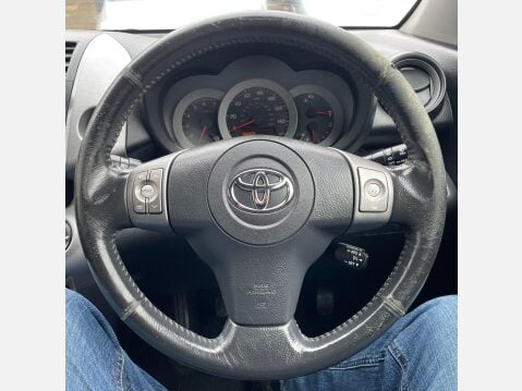 Toyota Rav4 2.2 D-4D XT5 SUV 5dr Diesel Manual 4WD (177 g/km, 134 bhp) 24